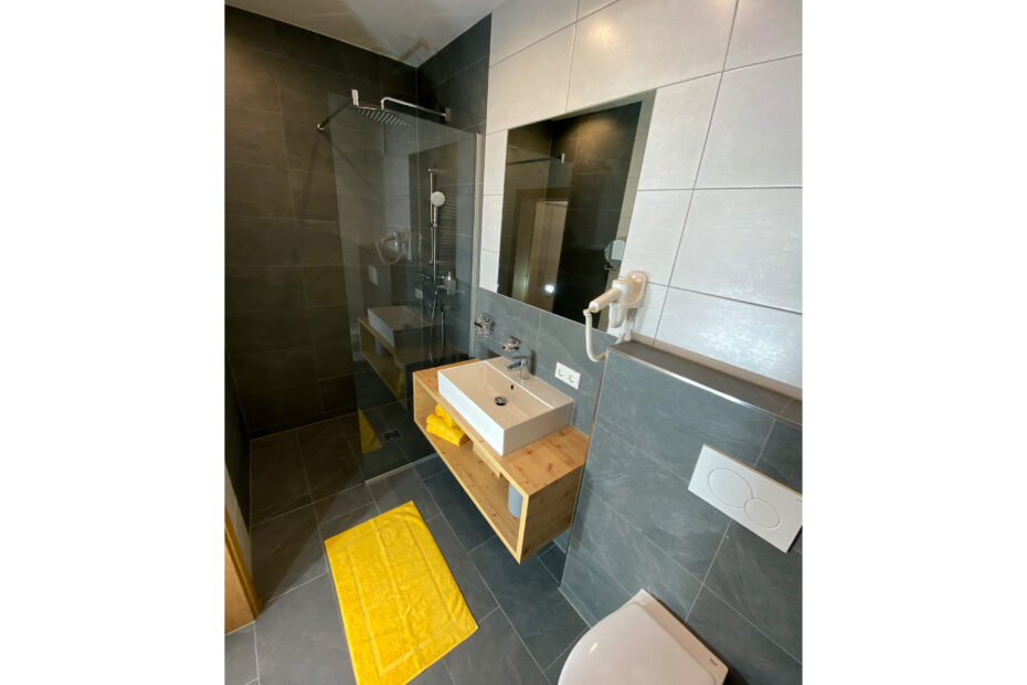 Badezimmer | Apartment Dawin für 4-7 Pers. | ca. 70 m²