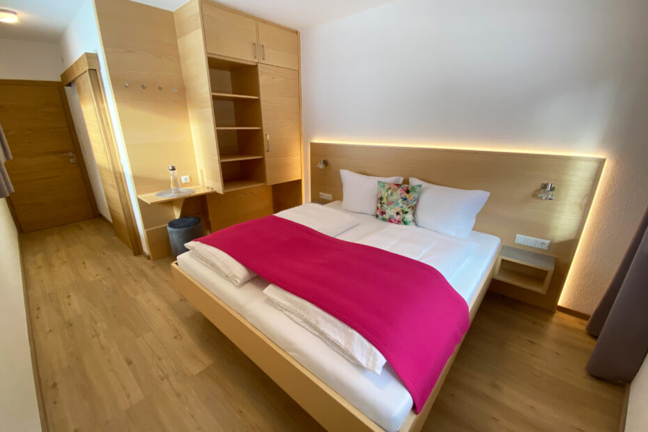 Schlafzimmer | Apartment Bergli für 6-8 Pers. | ca. 85 m²